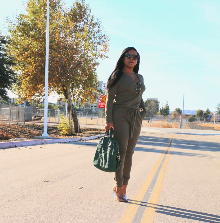 black fashion blogger