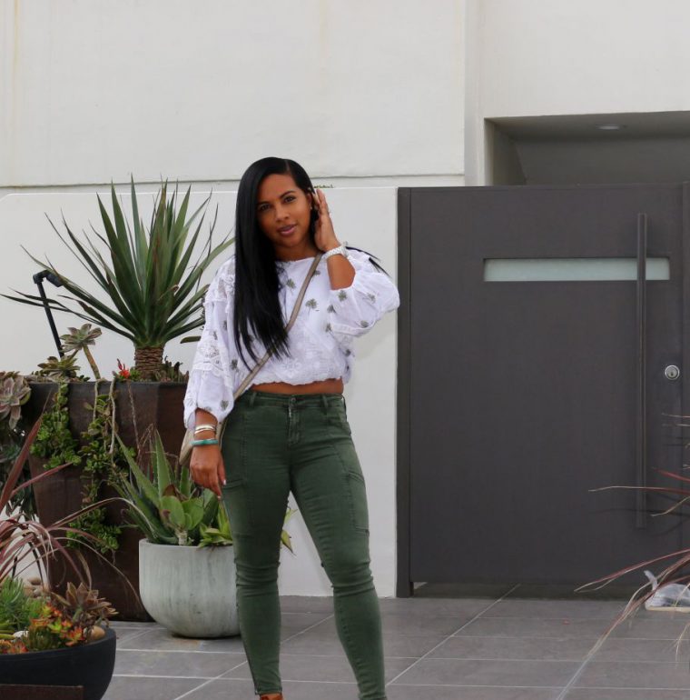 black fashion blogger