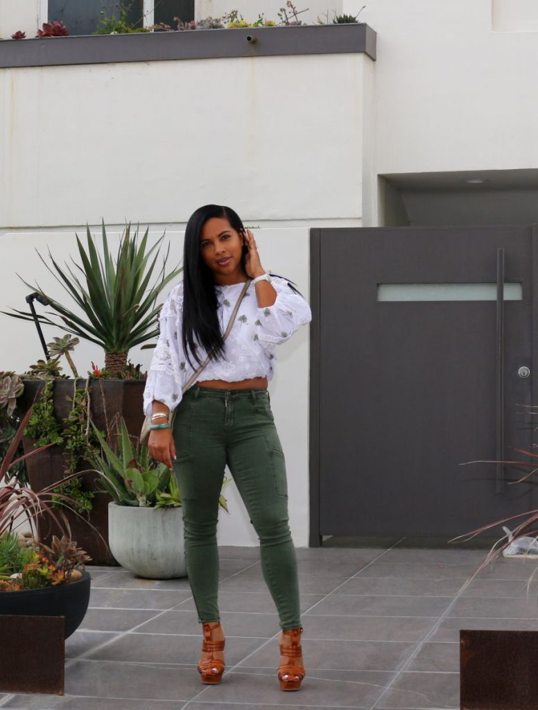 black fashion blogger