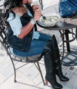 black fashion blogger