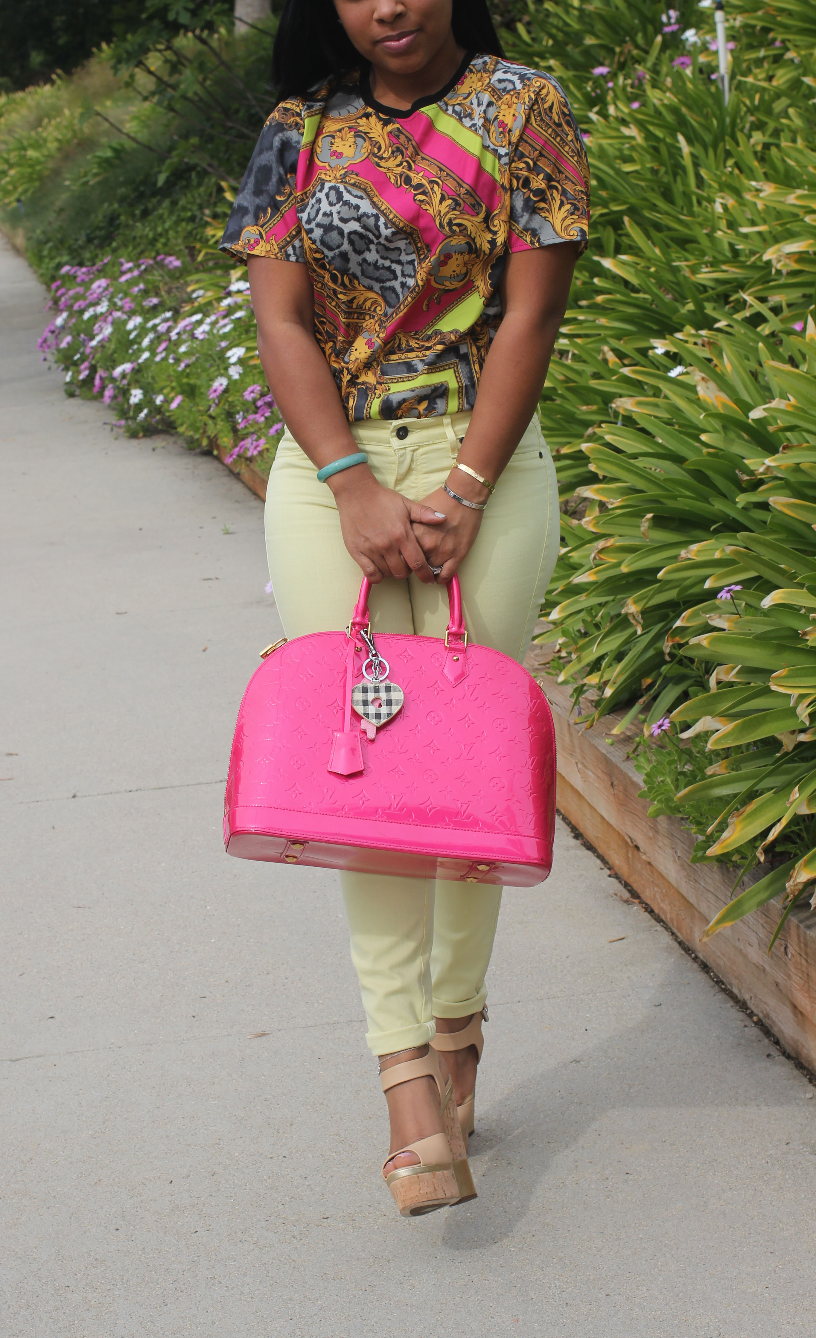 Wearing: Rich&Skinny Jeans, F21 Top, LV Bag, Giuseppe Zanotti Wedges